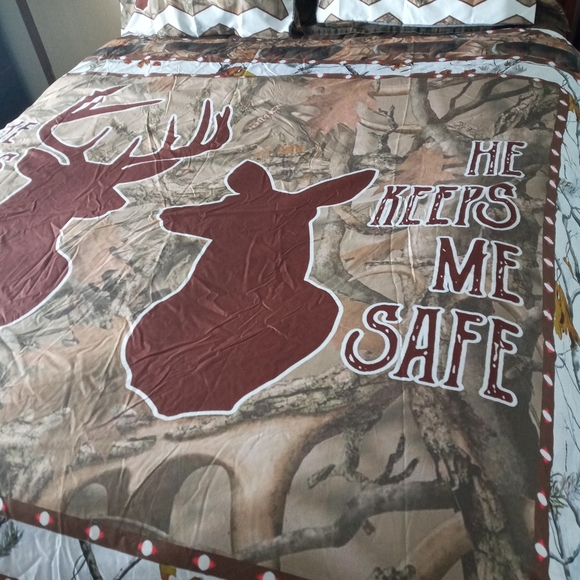 Deer Blanket - Picture 3 of 4